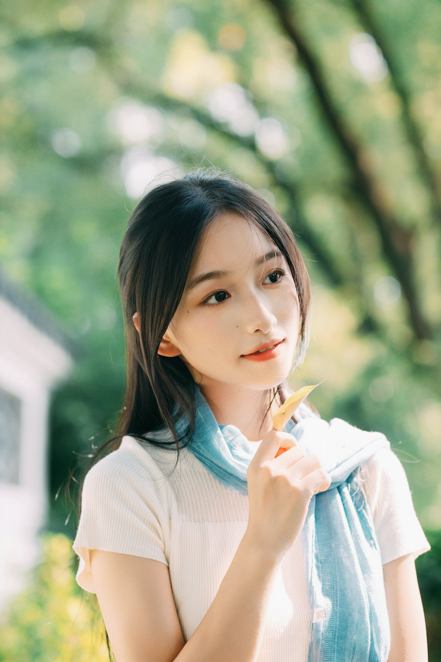 [YITUYU]艺图语 2025.09.18 秋日风吟 林淼鑫 [38P-857MB]