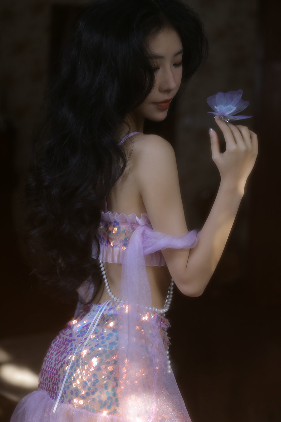 [YITUYU]艺图语 2025.09.20 会发光的紫 野生模特园子 [9P-25MB]