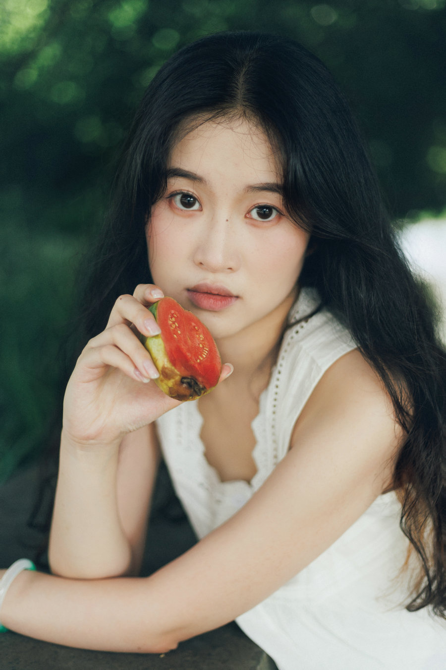 [YITUYU]艺图语 2025.09.20 夏日芭乐 哇塞鱼鱼 [10P-129MB]