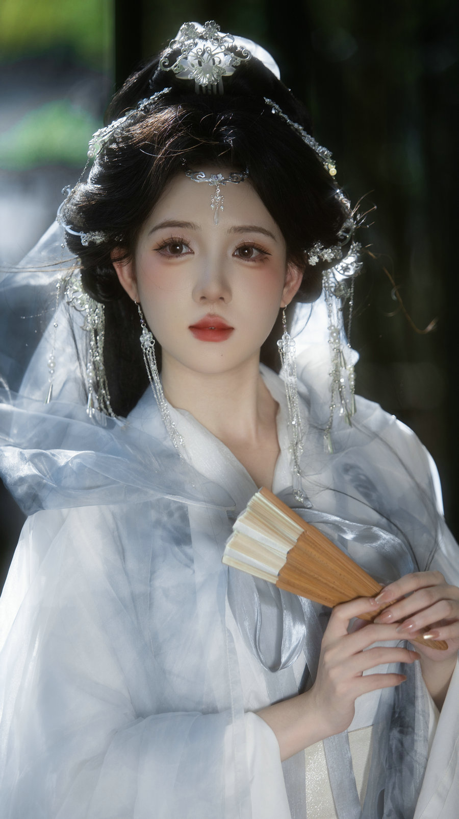 [YITUYU]艺图语 2025.09.24 神女 我们就这样一万年 [10P-76MB]