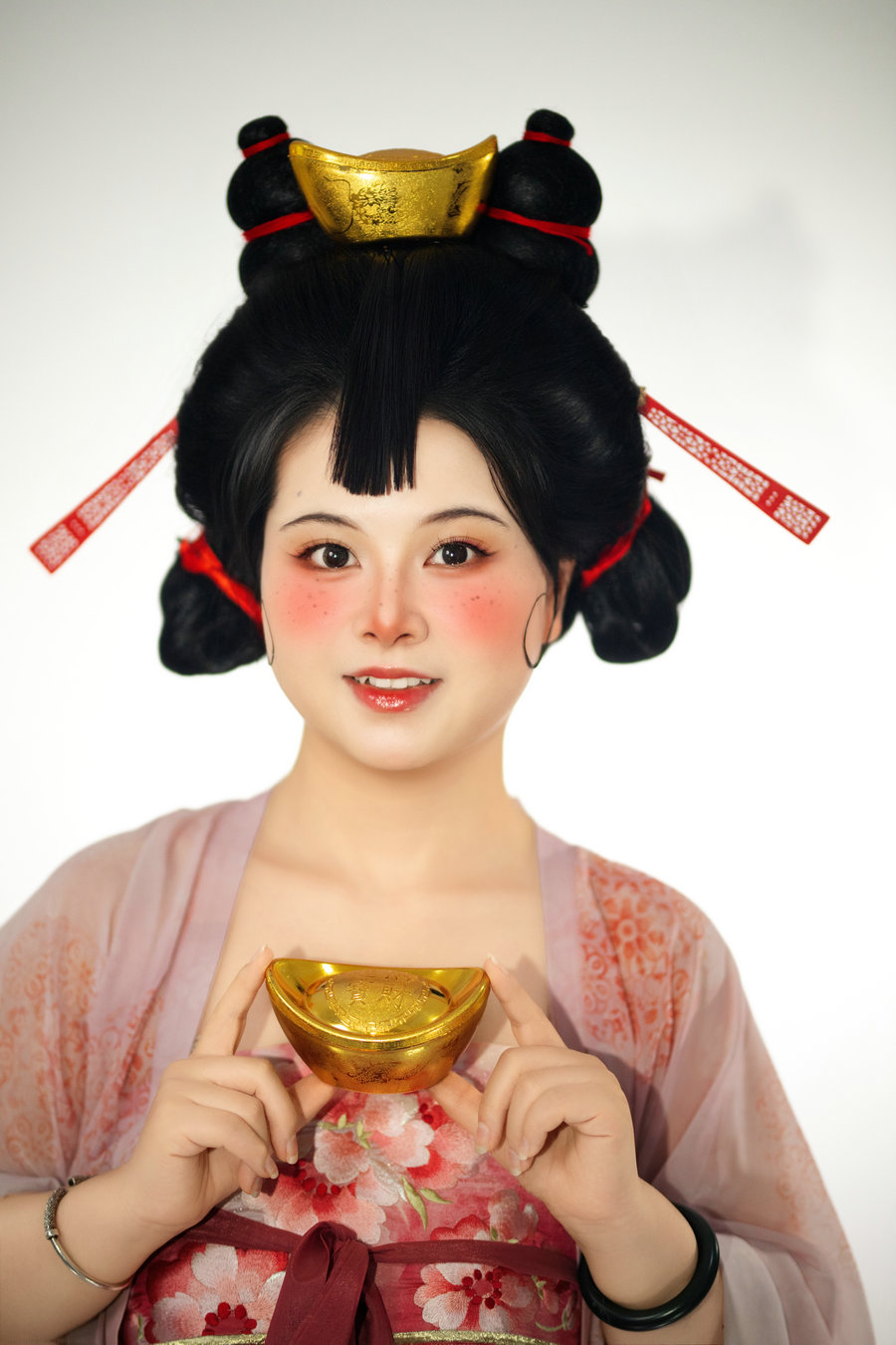 [YITUYU]艺图语 2025.09.24 石叽娘娘肖像照 [9P-122MB]