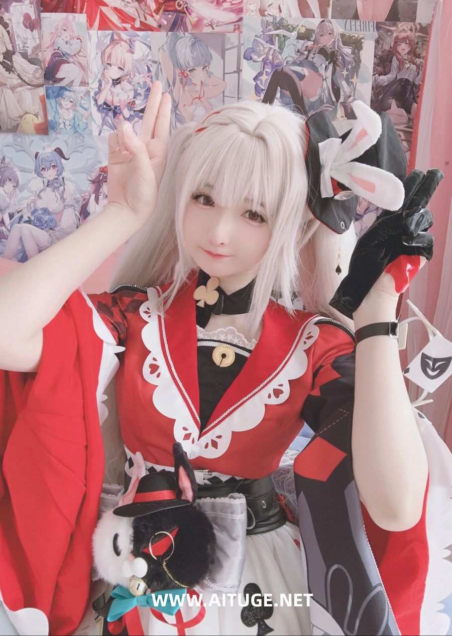 萌妹子习呆呆 - 火花 [15P5V-132MB]