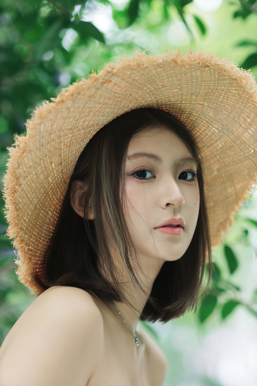 [YITUYU]艺图语 2025.09.27 阴天白裙 景猪 [25P-839MB]