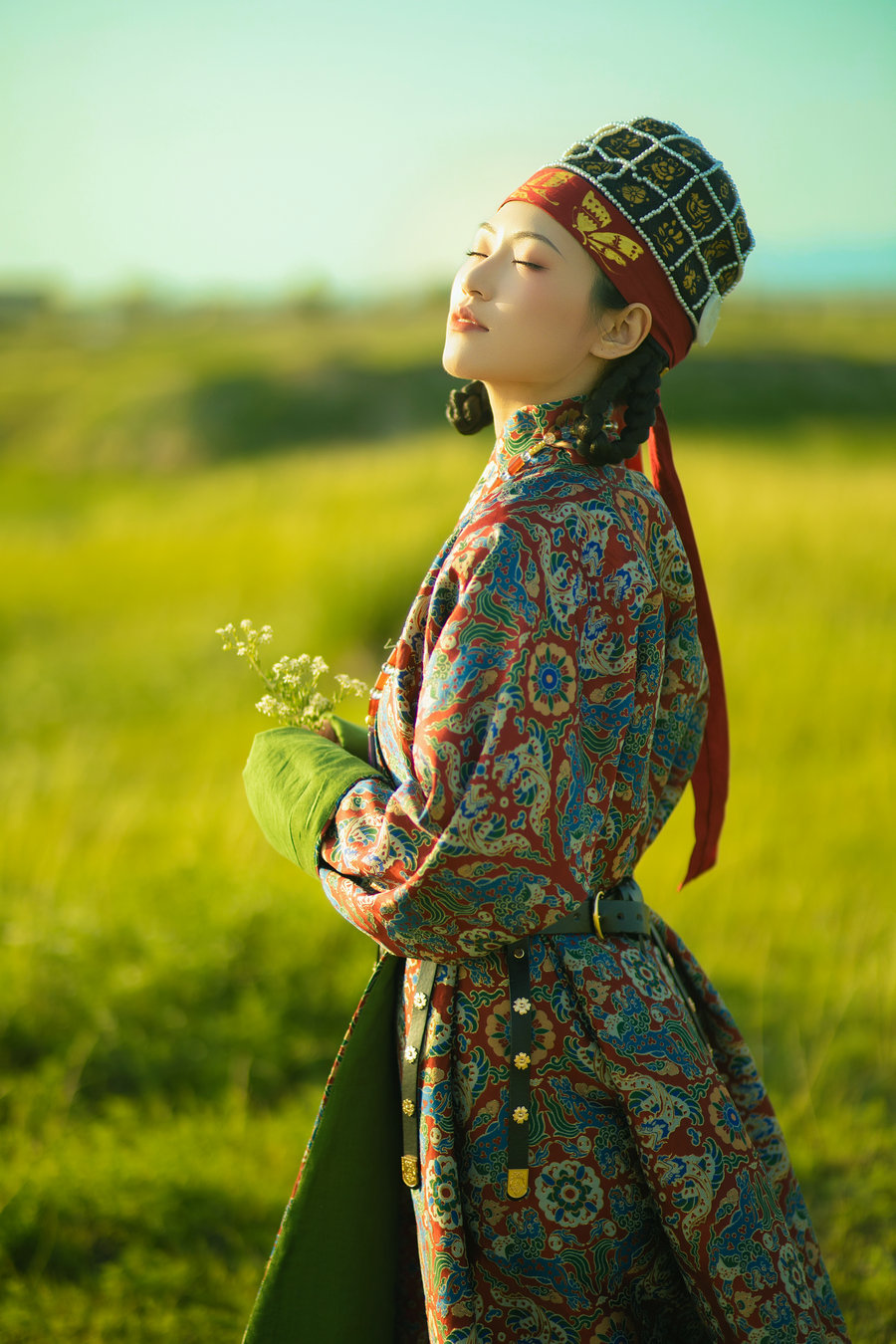 [YITUYU]艺图语 2025.09.29 辽阔的土地生不出狭隘的爱 [29P-436MB]