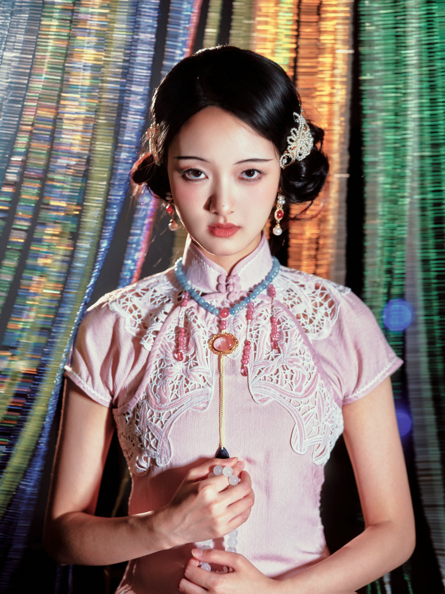 [YITUYU]艺图语 2025.09.30 白日花梦 妖怪哪里逃 [13P-242MB]