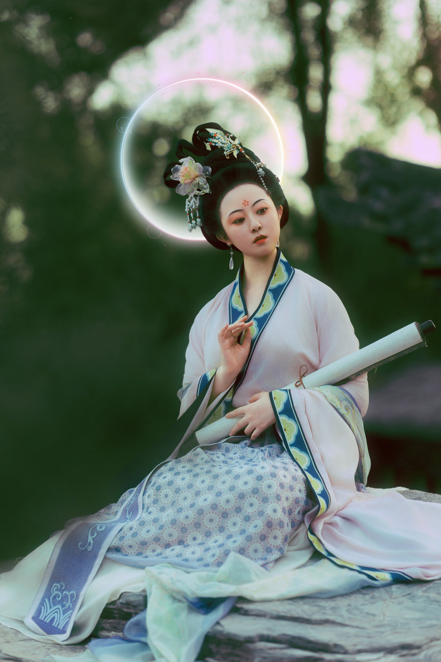 [YITUYU]艺图语 2025.09.30 神女图 卿音 [27P308MB]