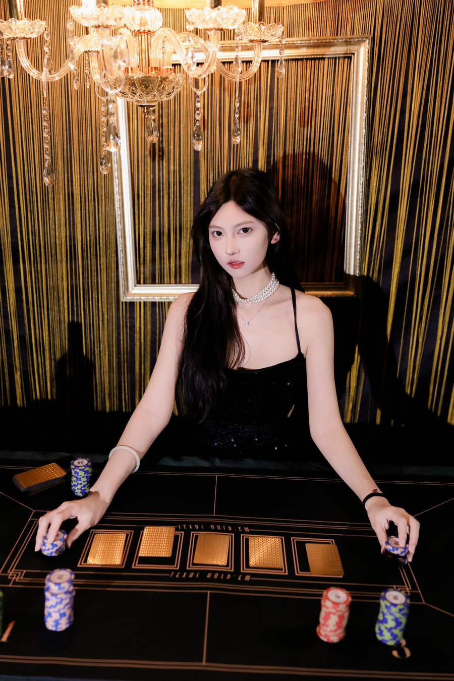 [YITUYU]艺图语 2025.09.30 御姐 盖盖 [27P-449MB]