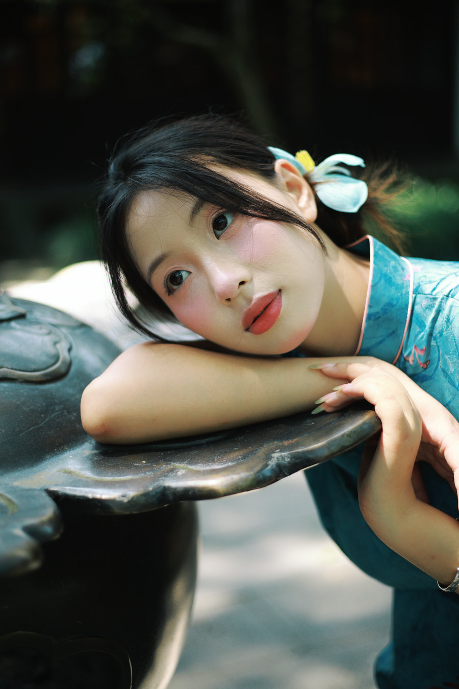 [YITUYU]艺图语 2025.10.10 六和塔下的旗袍绿色 小u [39P-457MB]