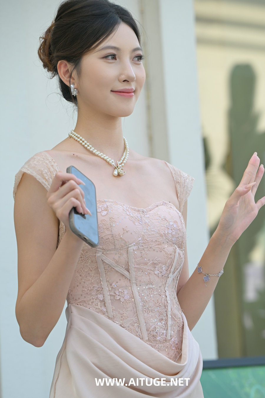 精选街拍视频 No.10179 端庄大气裙装 [92P-1.72GB]