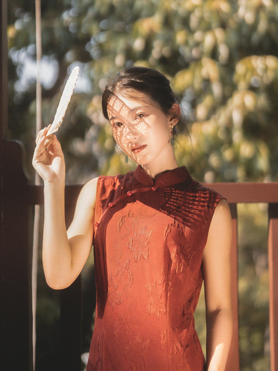 [YITUYU]艺图语 2025.10.11 国之红 禾里雪 [11P-169MB]