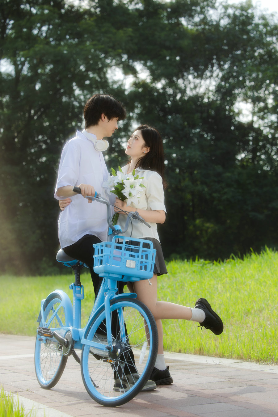 [YITUYU]艺图语 2025.10.11 情侣日系风格 风信 [23P-261MB]