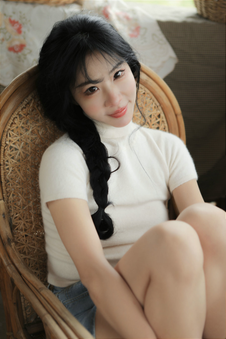 [YITUYU]艺图语 2025.10.11 少女农场 野生模特园子 [11P-27MB]