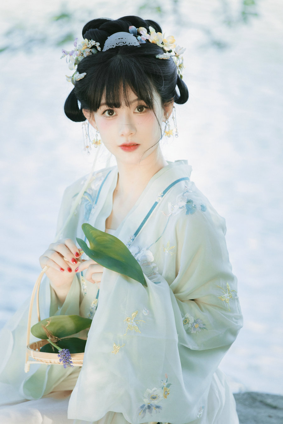 [YITUYU]艺图语 2025.10.11 夏早日初长，南风草木香 康渝茜Niki [28P-313MB]