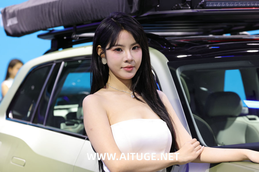 精选街拍视频 No.10186 大众展台模特集锦 [1483P-19.GB]