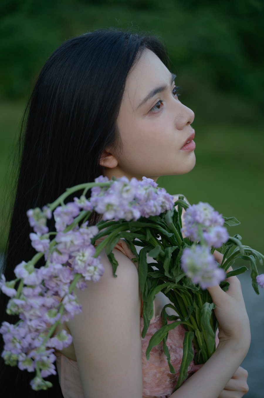 [YITUYU]艺图语 2025.10.14 致黄昏 涣枝 [34P-255MB]