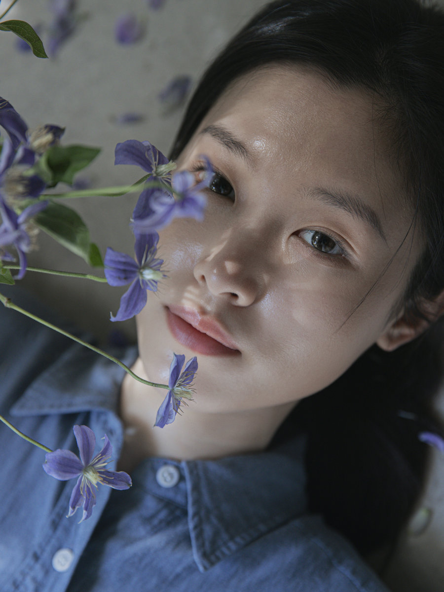 [YITUYU]艺图语 2025.10.15 独处 思绪 一只柚子 [17P-286MB]