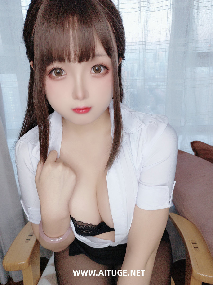 Cosplay日奈娇 - 醉酒OL [70P-120MB]