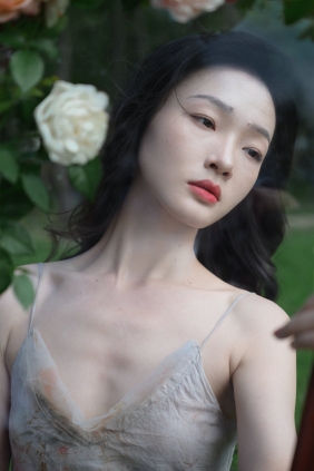 [YITUYU]艺图语 2025.10.01 等风来 [18P-143MB]