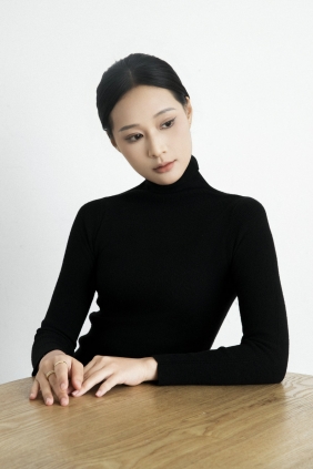 [YITUYU]艺图语 2025.04.23 静 橙子 [25P-359MB]