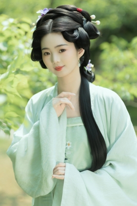 [YITUYU]艺图语 2025.07.03 青梅酒 观之月见 [64P-578MB]