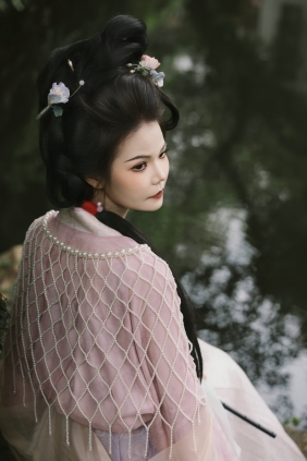 [YITUYU]艺图语 2025.07.24 仕女图 幸仔 [13P-235MB]