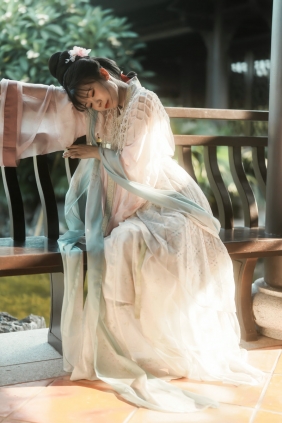 [YITUYU]艺图语 2025.10.20 古之舞 菜菜 [15P-230MB]