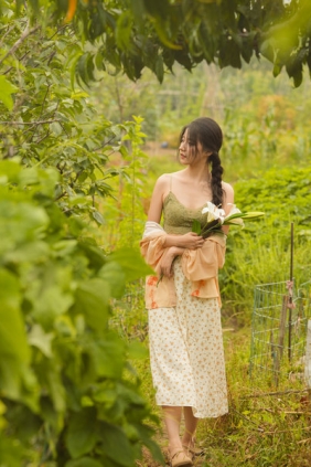 [YITUYU]艺图语 2025.07.01 一本浪漫的散文集 枫糖泡芙 [13P-450MB]