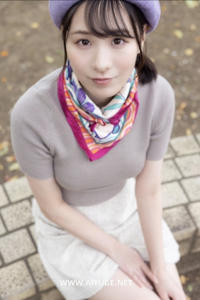 村上悠華 - バスガイド、ヌード旅へ [11P55MB]