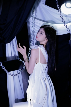 [YITUYU]艺图语 2025.09.13 落入人间的天使 盖盖 [30P-435MB]