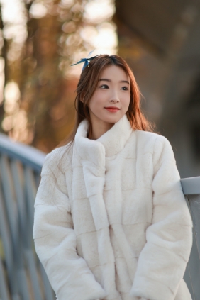 [YITUYU]艺图语 2025.08.16 人间忽晚 山河已秋 婷子 [38P-484MB]