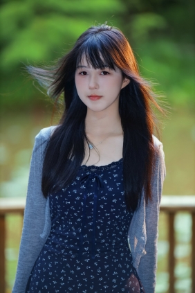 [YITUYU]艺图语 2025.10.15 夏日·寒蝉 来份肠粉 [17P-368MB]