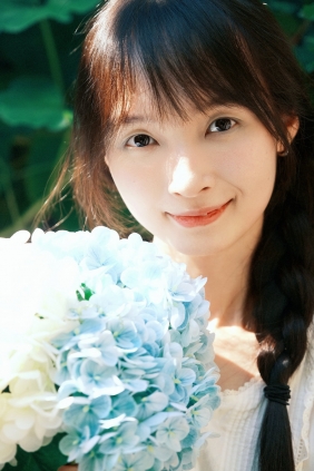 [YITUYU]艺图语 2025.10.16 绣球 乌堆少女 [17P-341MB]