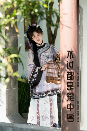[YITUYU]艺图语 2025.03.16 不过都是笼中鸟 泡芙小方 [28P-487MB]