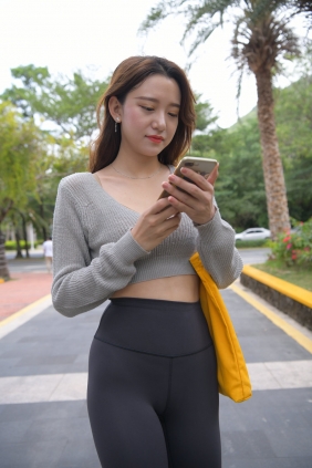 精选街拍视频 No.4896 一只麋鹿摄影作品 黑色紧身瑜伽裤美女 [604P1V-21.9GB]
