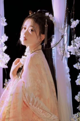 [YITUYU]艺图语 2025.05.18 栀之语 栀 [13P-172MB]