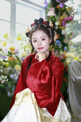 [YITUYU]艺图语 2025.07.29 明制汉服写真 M [17P-117MB]