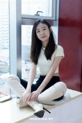 物恋传媒 No.2339 婷婷-长靴、白棉袜、裸足 [175P1V-4.28GB]