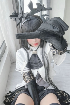 PoppaChan - Virtuosa [44P12V-254MB]