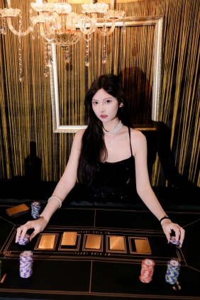 [YITUYU]艺图语 2025.09.30 御姐 盖盖 [27P-449MB]