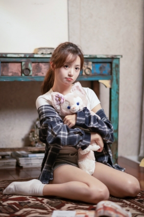 [YITUYU]艺图语 2025.06.23 享受片刻慵懒 小亿 [27P-111MB]