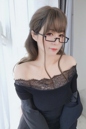Coser小姐姐白银 - 黑西服 [136P7V-930MB]
