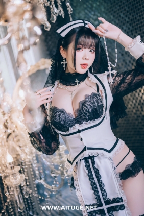 微博妹纸霜月shimo - Holy Church Confession Night [80P-111MB]