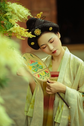 [YITUYU]艺图语 2025.09.30 天地缓缓 [36P-509MB]