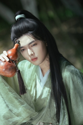 [YITUYU]艺图语 2025.07.14 醉卧听竹 白云苍狗狗狗狗 [29P-265MB]