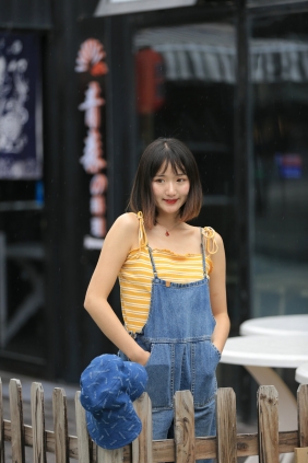 [YITUYU]艺图语 2025.10.10 雨中情 焕儿 [21P-193MB]