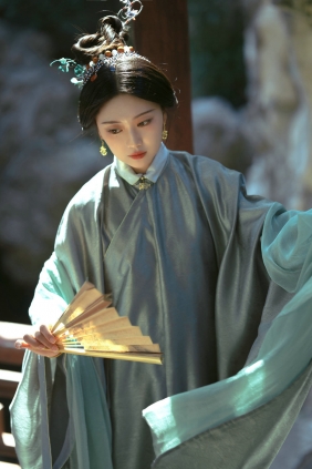 [YITUYU]艺图语 2025.06.17 应是竹下美人骨 竹梨月 [17P-310MB]