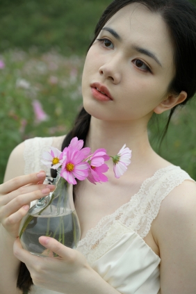 [YITUYU]艺图语 2025.07.06 暴雨来临前 涣枝 [18P-166MB]