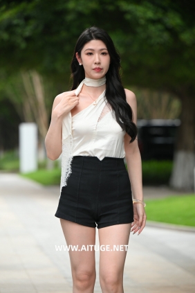 精选街拍视频 No.9483 黑白搭配弦子 [114P-1.97GB]