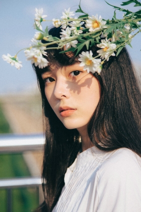 [YITUYU]艺图语 2025.07.02 天桥的夏天 养乐白 [24P-330MB]