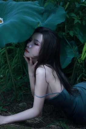 [YITUYU]艺图语 2025.07.11 碧罗栽夏 泽书 [18P-144MB]